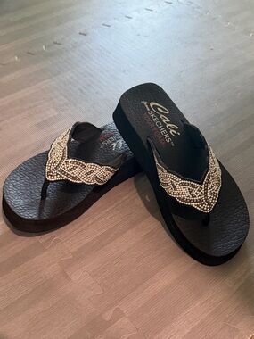 Skechers Black Rhinestone Embellished Foam Flip Flops